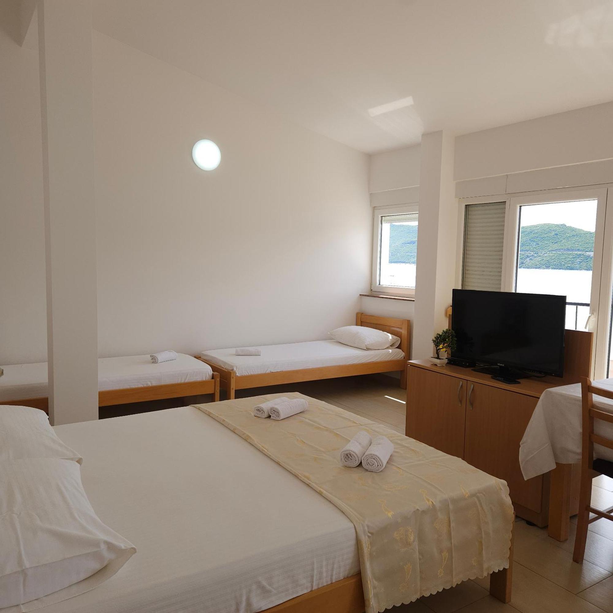 Apartments Cytrus Неум Екстериор снимка