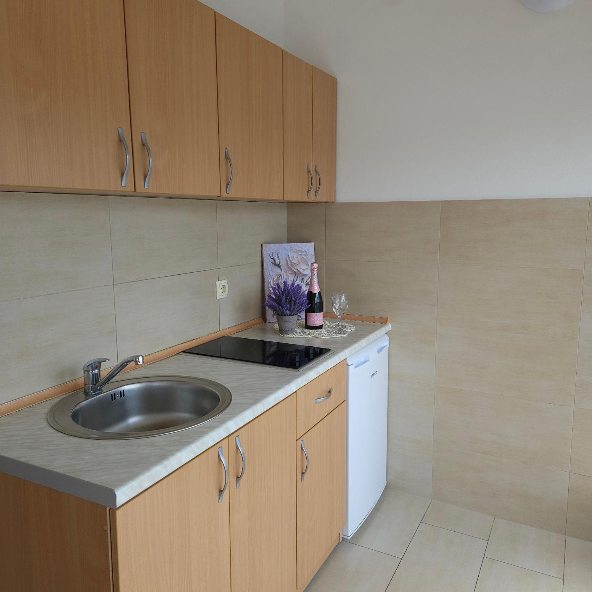 Apartments Cytrus Неум Екстериор снимка