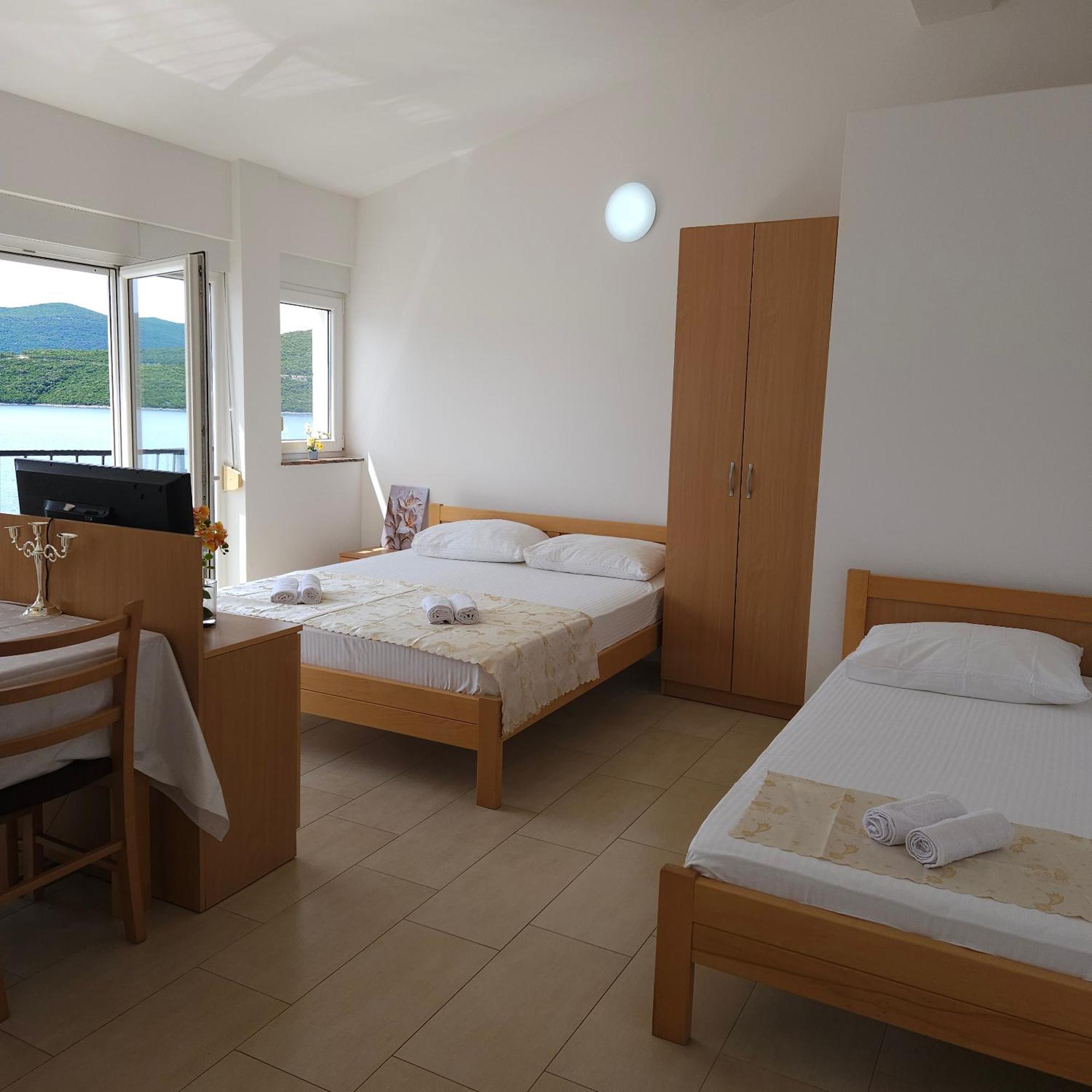 Apartments Cytrus Неум Екстериор снимка